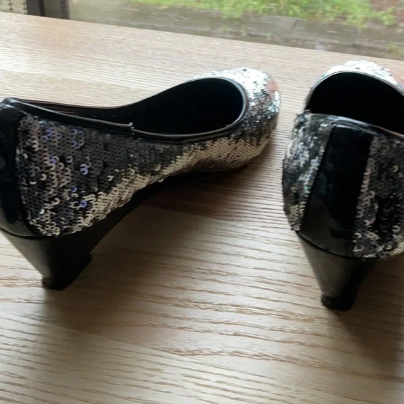 Silver and Black Sequin Glittery Heels - Picture 3 of 7